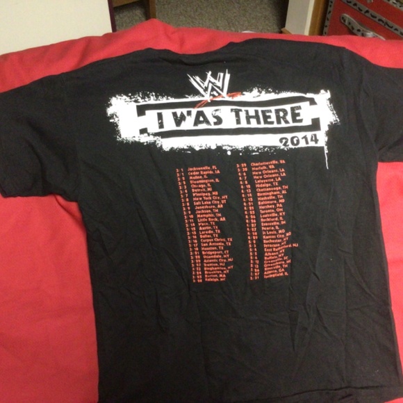 Wrestling WWE tshirt - Picture 2 of 2